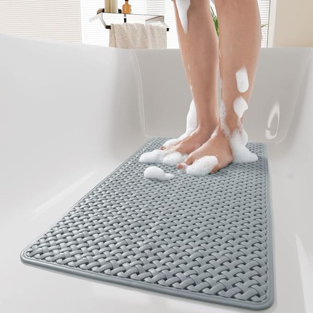 Minimalist Basket-Weave Bathtub Mat